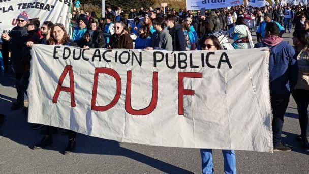 “Iniciamos una semana de paro total en todas las universidades” - Radio ...